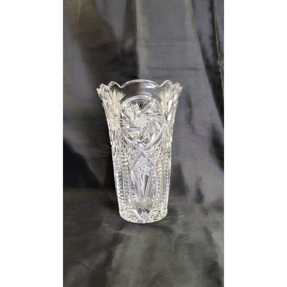 Beautiful Vintage Pinwheel Bohemian Crystal Vase 8” - Picture 7 of 10